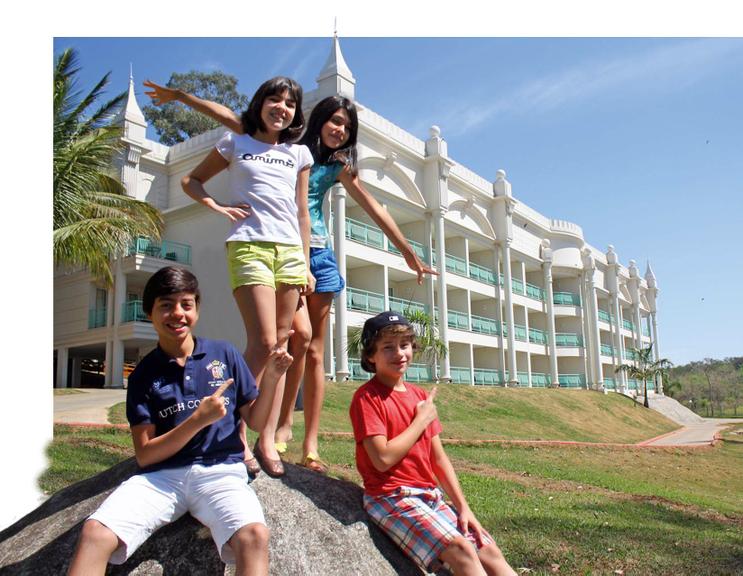 Gustavo, Ana, Fernanda E Léo