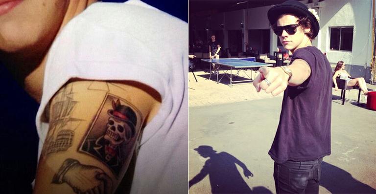 Harry Styles faz tatuagem de um crânio em seu braço