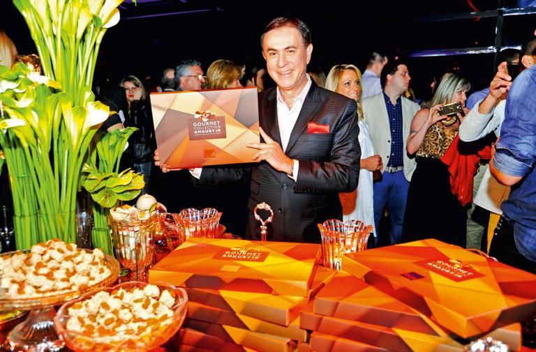 Amaury Jr. promove seus chocolates