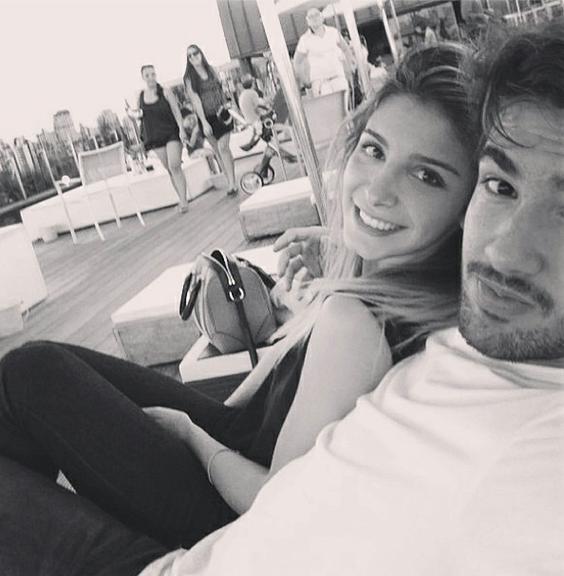 Namorada de Alexandre Pato mostra foto e se declara para o jogador