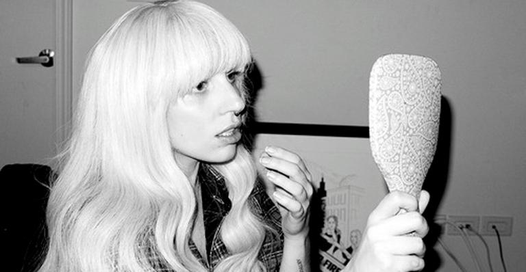 Lady Gaga posa de ‘cara lavada’ para Terry Richardson