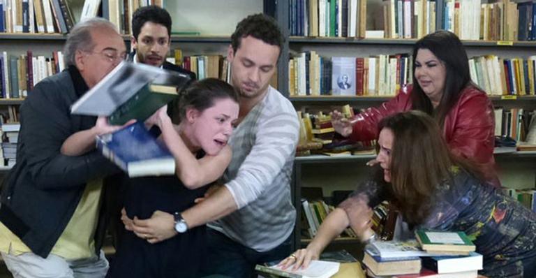 Amor à Vida: Linda surta ao ver Leila humilhar Rafael por causa dela