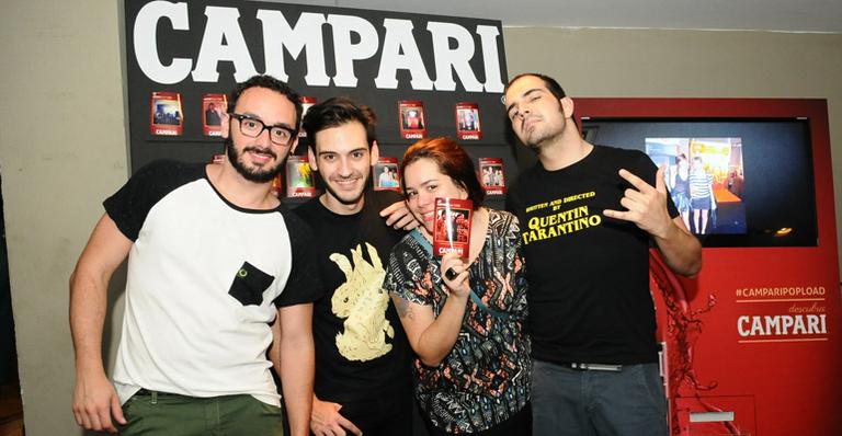 Fãs se divertem no Popload Festival