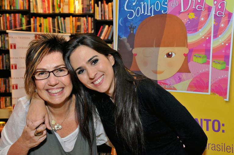 Tatá Werneck tieta sua mãe