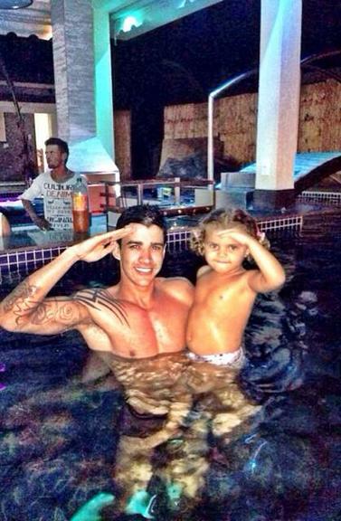 Após confusão com bailarina, Gusttavo Lima publica foto fofa com a sobrinha