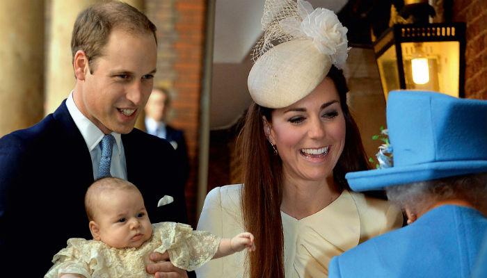 Príncipe William e Kate batizam o filho, George