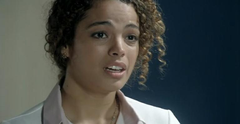 Enfermeira de Amor à Vida será soropositiva: ‘Fiquei assustada’, diz Raquel Villar