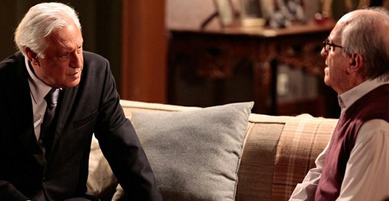 Amor à Vida: César diz que preferia a morte de Félix