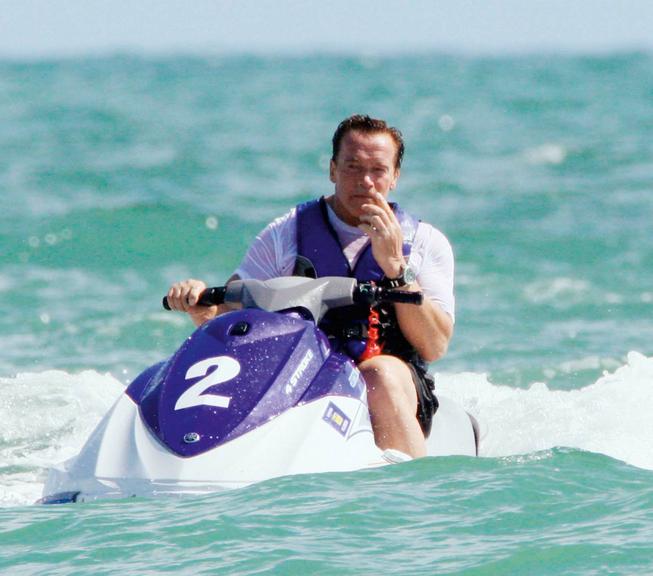 O relax de Arnold Schwarzenegger