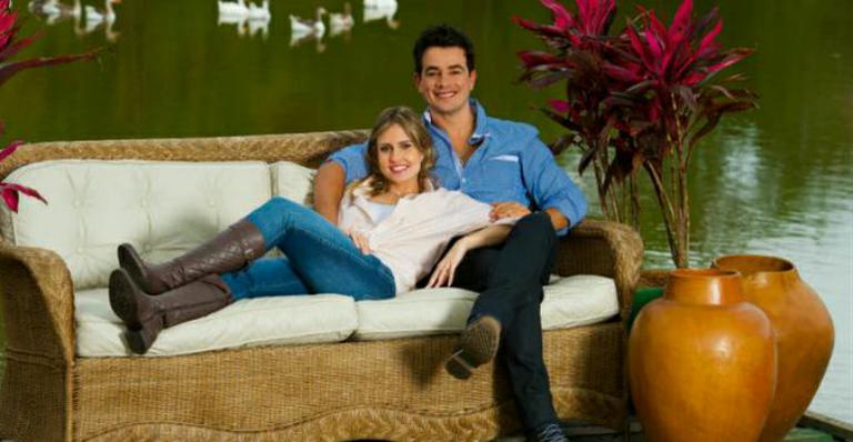 Anderson Di Rizzi confessa que é ciumento e que não esperava o sucesso de Carlito com as mulheres