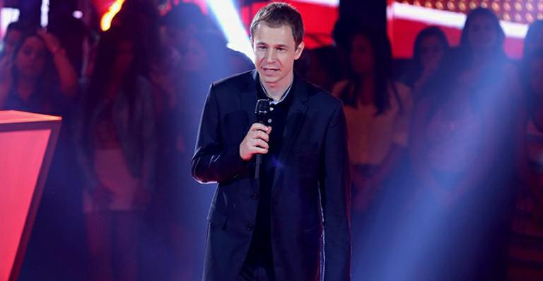 Tiago Leifert cantará no ‘The Voice’ ao lado de Carlinhos Brown e Daniel