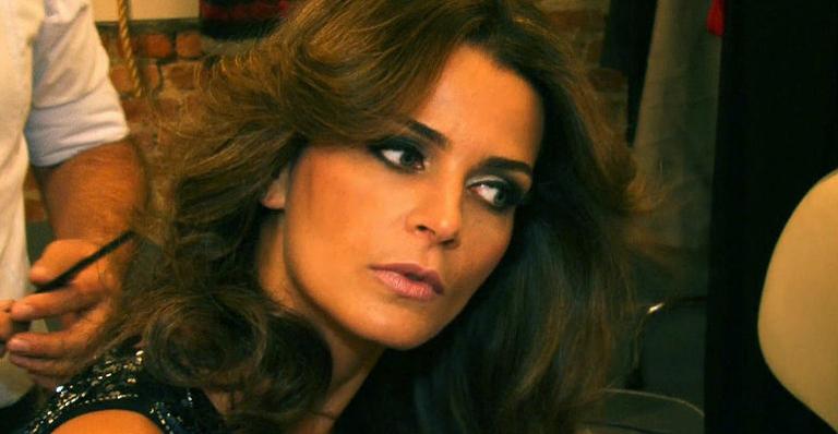 Fernanda Motta adota rotina de hidratação para evitar estrias durante a gravidez
