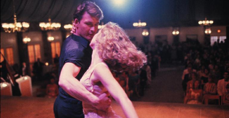 Casal faz dança de Patrick Swayze e Jennifer Grey em Dirty Dancing e vira hit na web