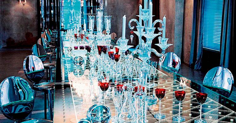Tradicional marca de cristais, Maison Baccarat, lança primeiro livro