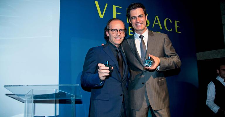 Carlos Casagrande e Rodrigo Veronese vão a lançamento de novo perfume em SP