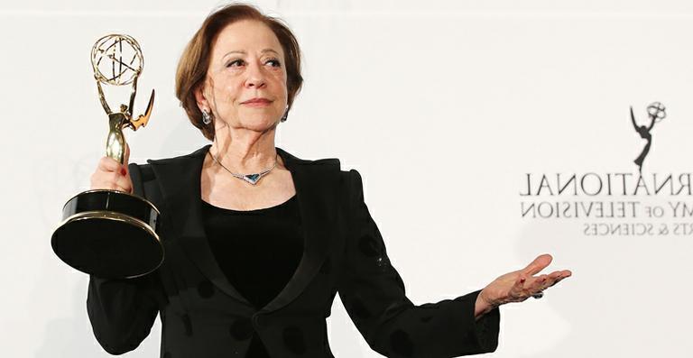 A atriz Fernanda Montenegro leva o prêmio Emmy