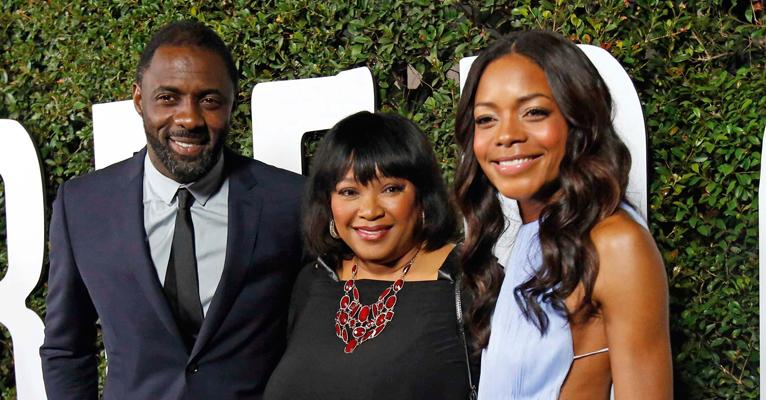Filha de Nelson Mandela prestigia o pai durante a sessão de seu filme