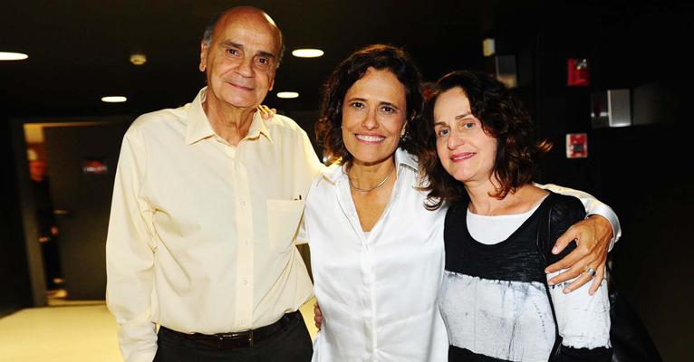 Zélia Duncan apresenta DVD To Tatiando para plateia vip