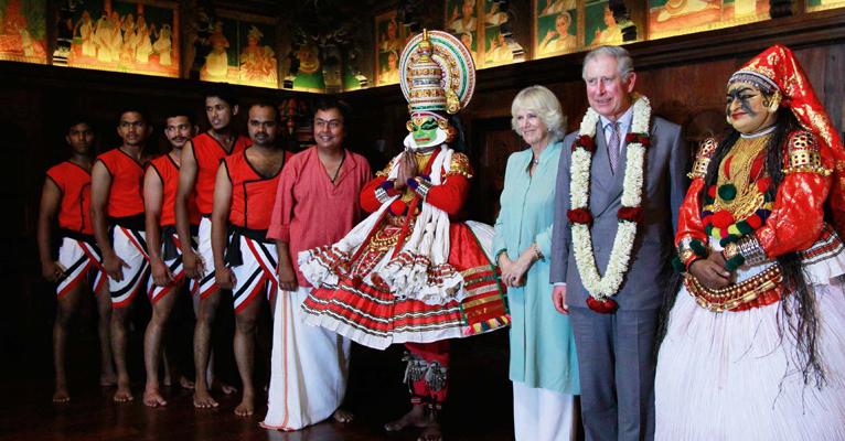 Príncipe Charles viaja à Índia com a mulher Camilla Parker-Bowles