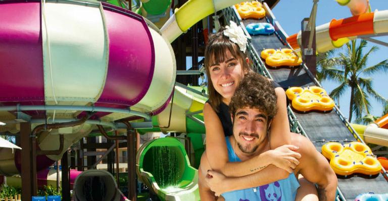 Maria Casadevall nega romance com Caio Castro: “Querem nos ver juntos”