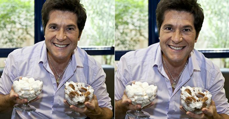 Aprenda a fazer a bala de coco que Daniel distribui no The Voice