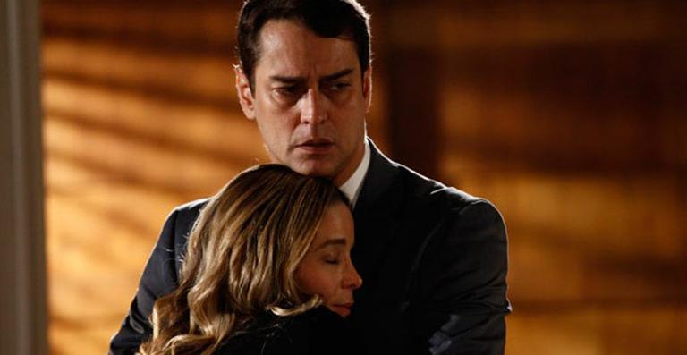 Amor à Vida: Amarilys convence Eron a fugir com Fabrício e enganar Niko
