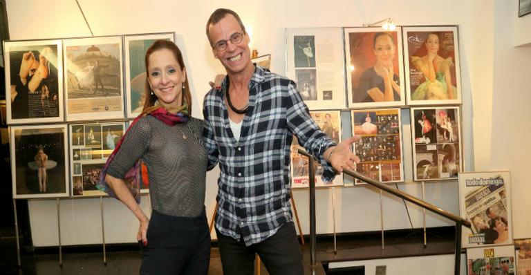 Ana Botafogo ganha exposição feita pelo pai mostrando uma retrospectiva de sua carreira