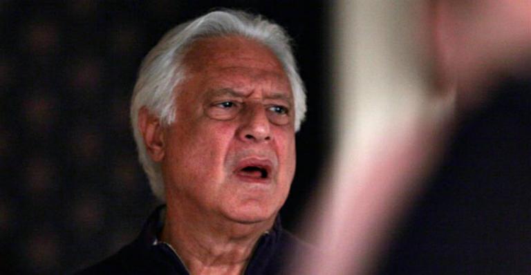 Amor à Vida: César reconhece a voz de Mariah