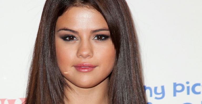 Selena Gomez apaga foto no Instagram e deixa de seguir Justin Bieber