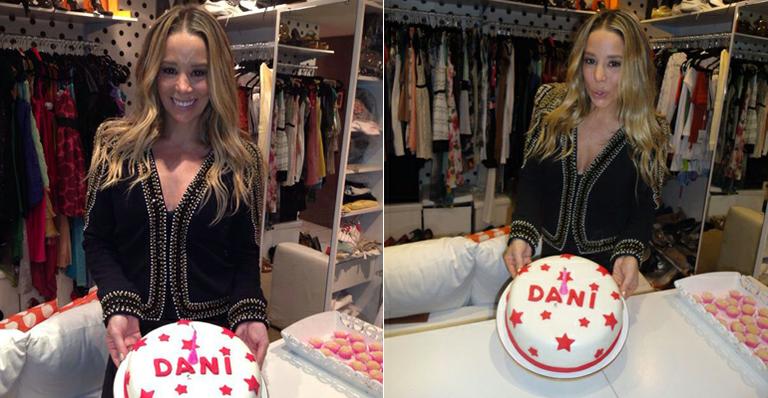 Danielle Winits festeja aniversário e um ano de seu brechó