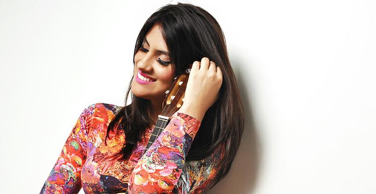 Ex-Ídolos, cantora Hellen Caroline lança música