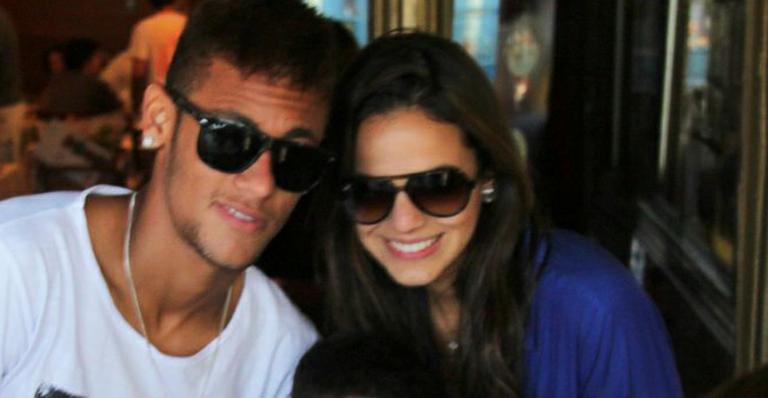 Neymar revela ciúmes de Bruna Marquezine na novela Em Família