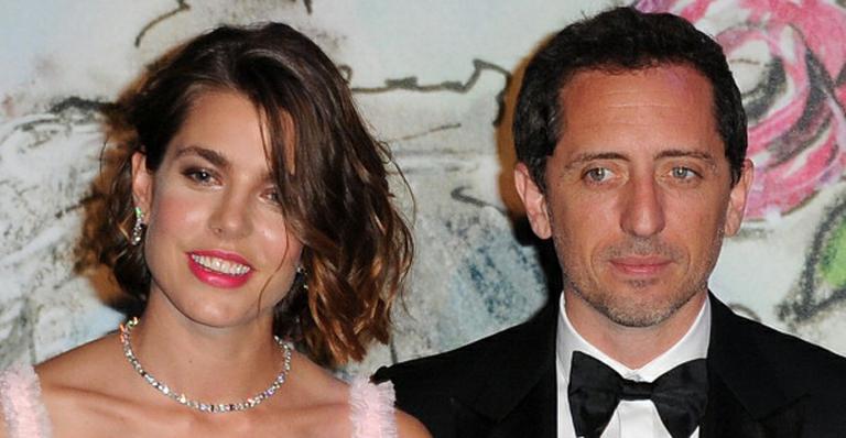 Filha da princesa Caroline de Mônaco, Charlotte Casiraghi, dá à luz um menino