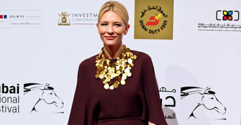 Cate Blanchett brilha em vestido longo preto na première de festival de cinema em Dubai