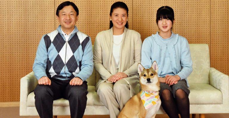 Realeza japonesa se juntam para comemorar os 50 anos da princesa Masako