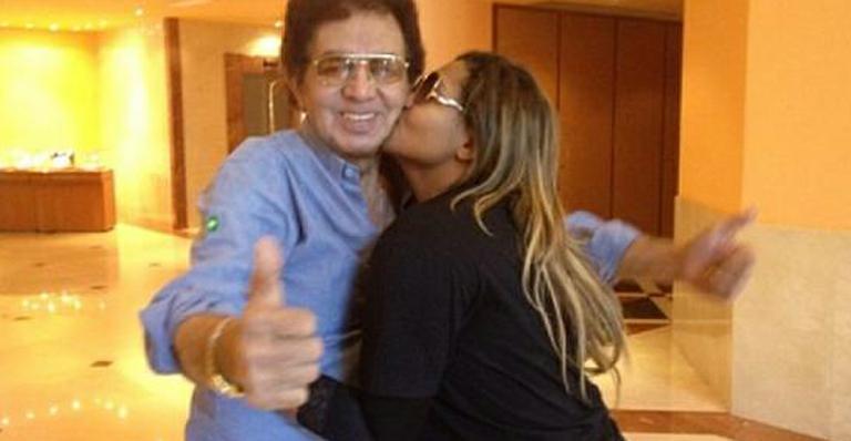 “Reginaldo está no mesmo nível de Roberto Carlos”, diz Gaby Amarantos
