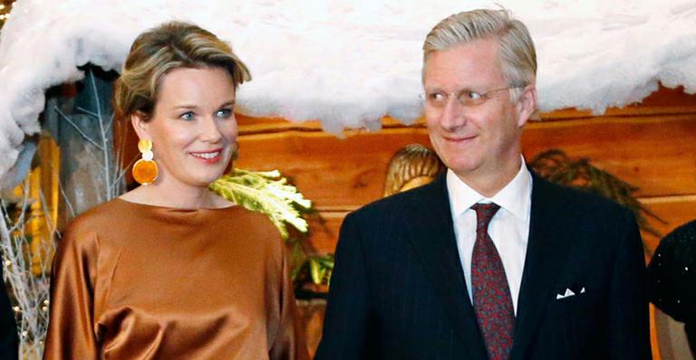 Reis Philippe e Mathilde recebem convidados em seu palácio em Bruxelas, na Bélgica