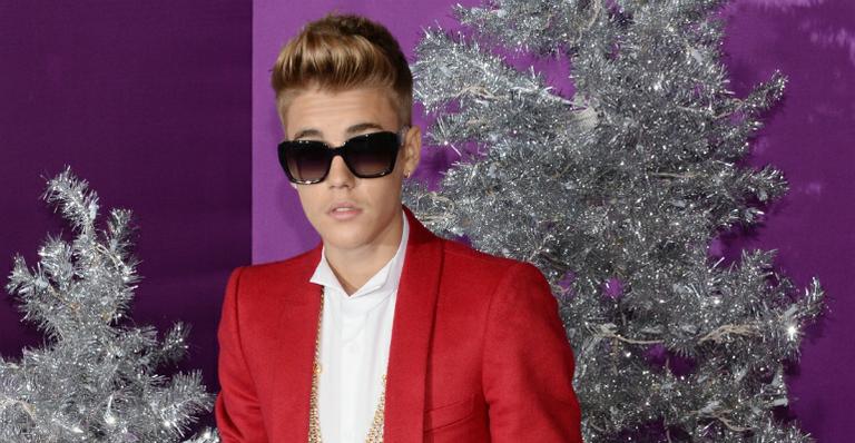 Justin Bieber faz pegadinha com fãs na noite de Natal