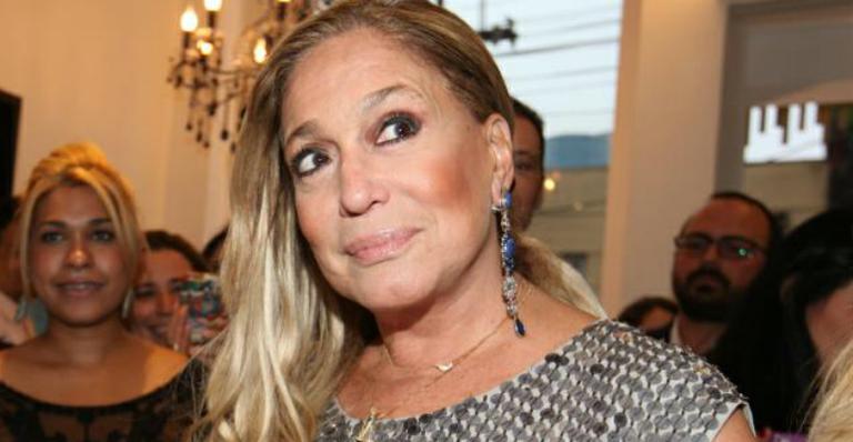 Susana Vieira faz alerta aos turistas que visitam o Rio de Janeiro