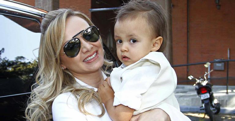 Eliana mostra foto do filho durante férias em Miami