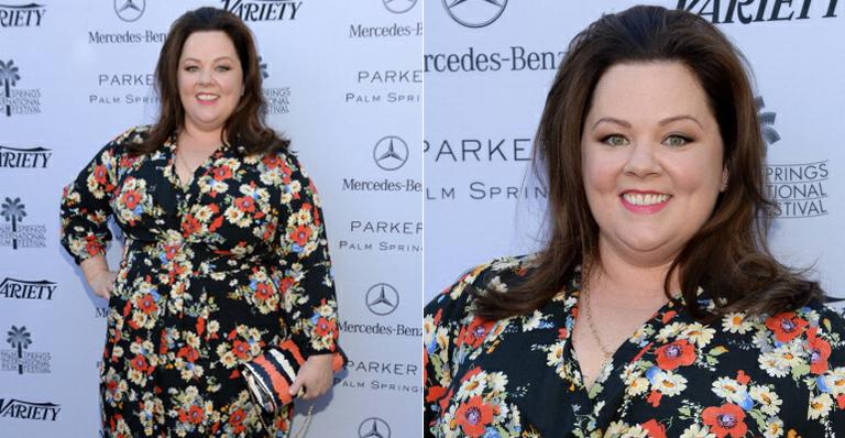 Atriz Melissa McCarthy dá exemplo de como plus size pode usar estampa