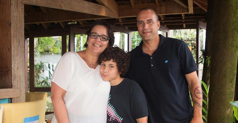 Lazer de Monique Benoliel em família na Ilha de Caras