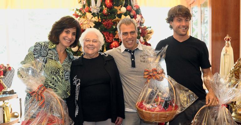 Totia Meireles, Kayky Brito e Anderson Muller em almoço com entidade