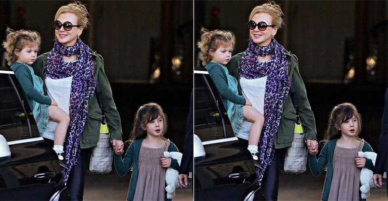 Nicole Kidman viaja com as filhas para a Austrália