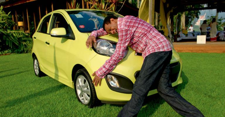 Jair Rodrigues é o ganhador do 1º carro 0km da temporada 2014 da Ilha de CARAS