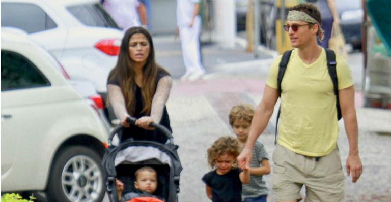 Matthew McConaughey e Camila Alves escolheram o Brasil para como refúgio de férias