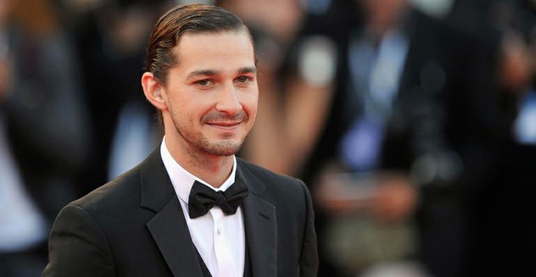 Shia Labeouf irá atender telefonemas de estranhos em Liverpool; entenda