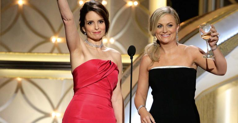 Globo de Ouro: Tina Fey e Amy Poehler arrancam risadas dos astros do cinema
