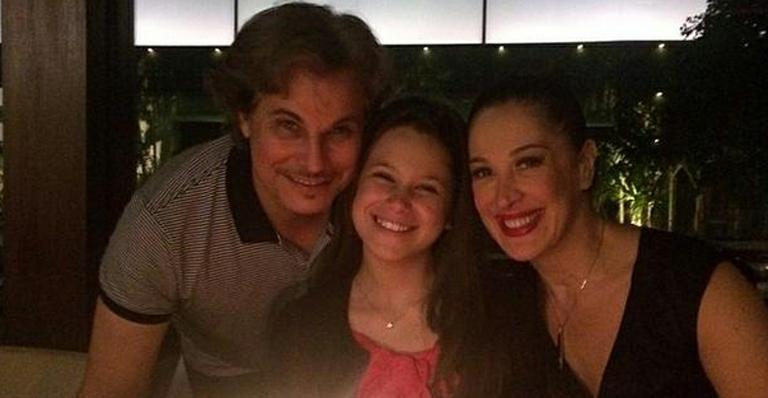 Claudia Raia e Edson Celulari comemoram os 11 anos da filha, Sophia