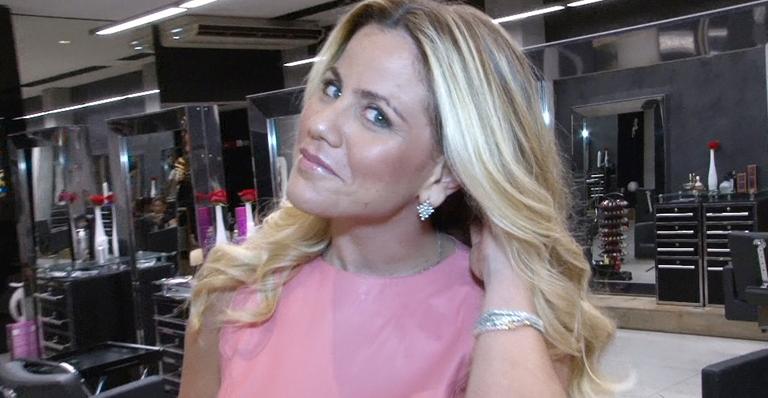 Aprenda fazer o penteado desarrumado dos famosos